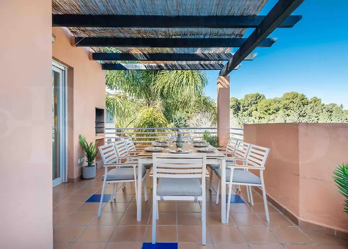 Premium With Private Pool & Garden By Rems Villa