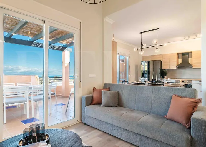 Premium With Private Pool & Garden By Rems Villa *