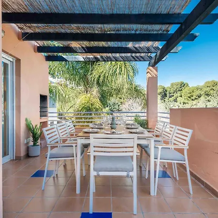 Premium With Private Pool & Garden By Rems Villa