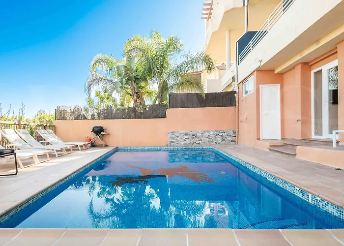 Вилла Premium With Private Pool & Garden By Rems