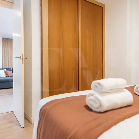 Premium With Private Pool & Garden By Rems 别墅 *